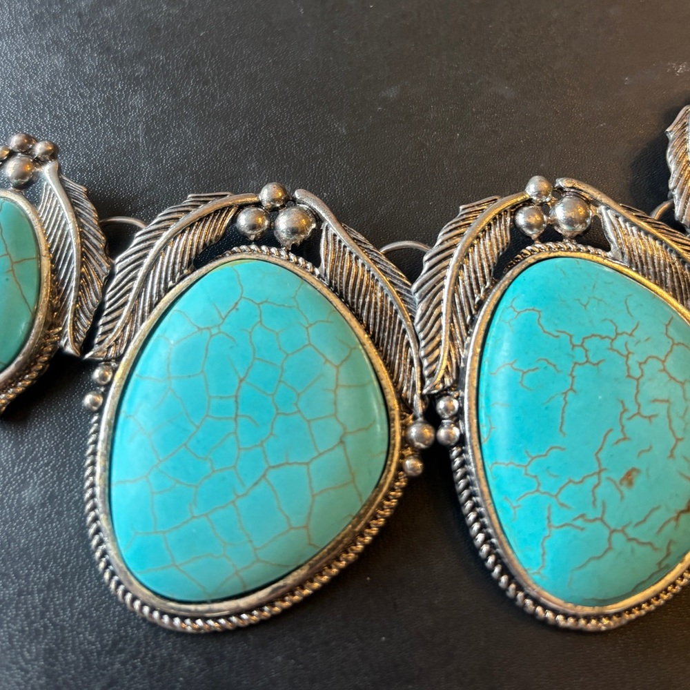 Turquoise Silver Pendant Necklace - Picture 4 of 8